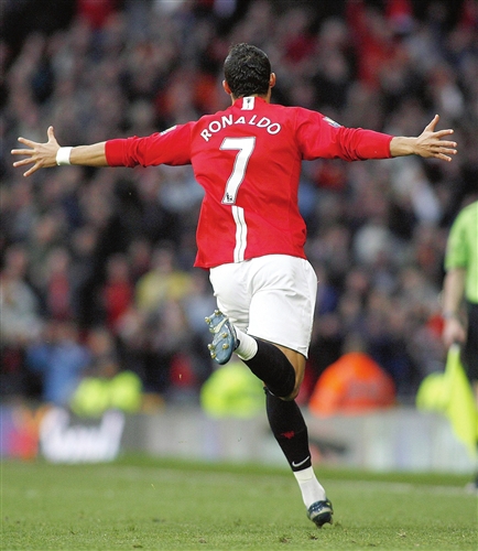 队中的表现 队中的表现