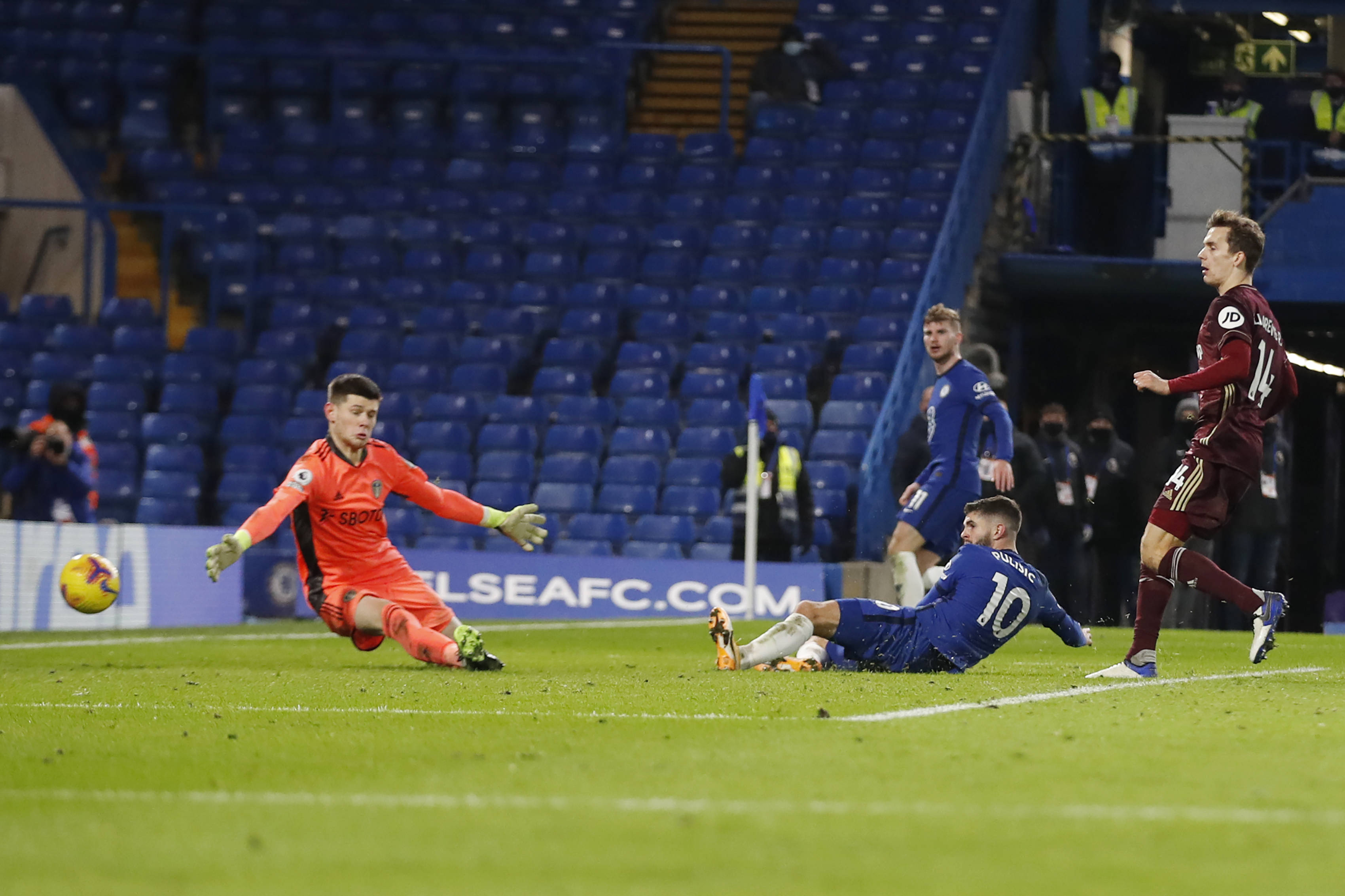 尽管赛季初 尽管赛季初